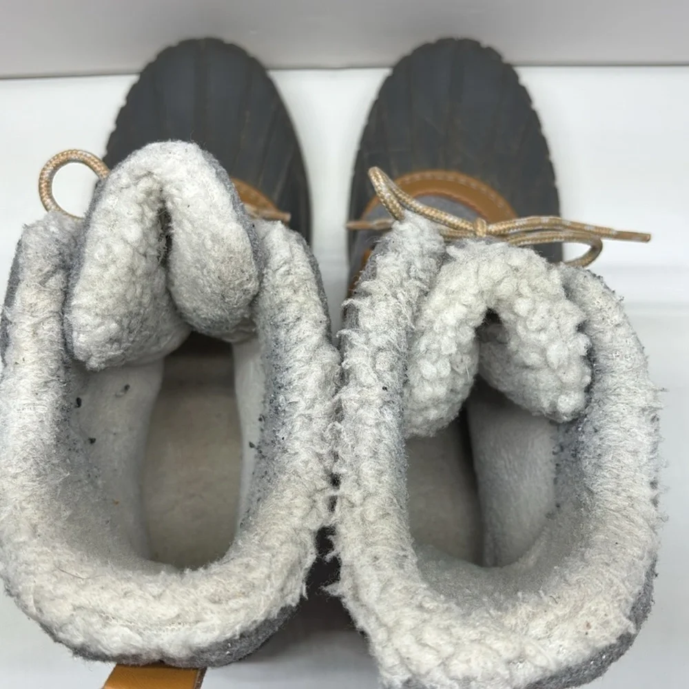 Time and Tru Women’s Gray Snow / Duck Boots Size 9 Grey Lace-Up